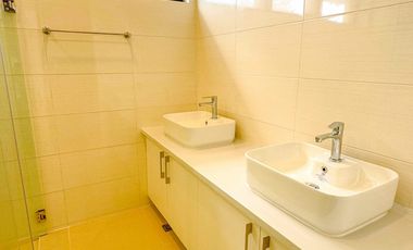 STUNNING 5 BEDROOMS CORNER HOUSE FOR SALE IN BF HOMES, PARANAQUE CITY