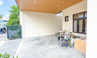 STUNNING 5 BEDROOMS CORNER HOUSE FOR SALE IN BF HOMES, PARANAQUE CITY