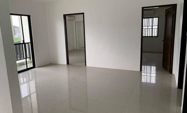 For Rent Brand New 250sqm, 5 Bedroom House with Carport in Angeles City Pampanga