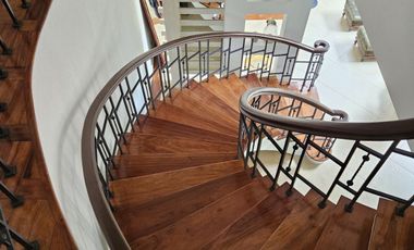 For Sale – Spacious 5-Bedroom Modern Home in Prime Hillsborough Village, Muntinlupa