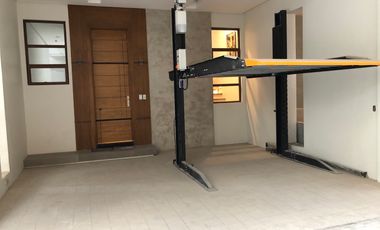 San Juan Town House near Xavier Ica School