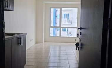 1BR Condo 5% DP for Sale Mandaluyong 15k Monthly RENT TO OWN RFO BGC MRT ORTIGAS