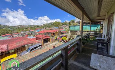 5 bedroom house with view