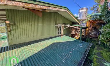 5 bedroom house with view