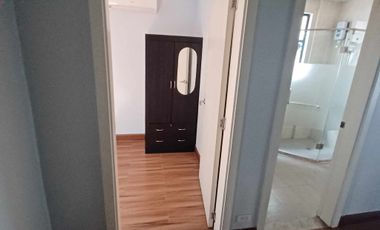 House with 7 bedrooms for rent inside the Villa, Multinational Paranaque
