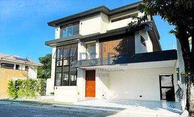 3-Storey Brand New House for Sale in Verdana Homes, Mamplasan