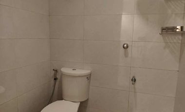 2 bedroom townhouse fully-furnished at 18K