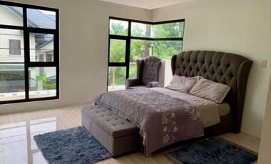Pre Owned Modern 2 Storey House and Lot in San Fernando Pampanga