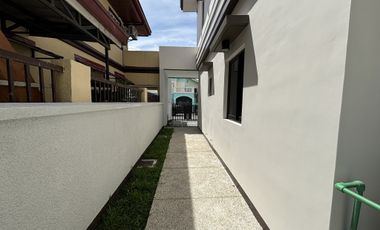 READY TO MOVE IN HOUSE WITH SWIMMING POOL IN IMUS CAVITE NEAR SNR AGUINALDO