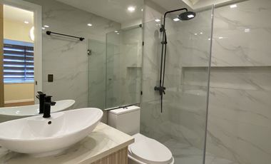 Rush Sale! Rare Find! Interior Designed Corner 3BR The Sandstone at Portico