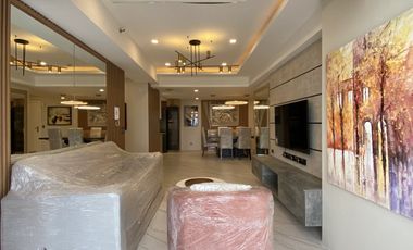 Rush Sale! Rare Find! Interior Designed Corner 3BR The Sandstone at Portico