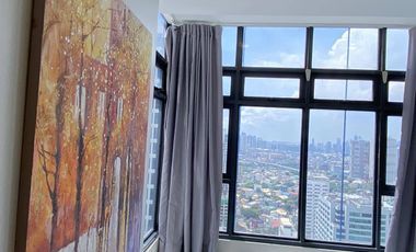 Rush Sale! Rare Find! Interior Designed Corner 3BR The Sandstone at Portico