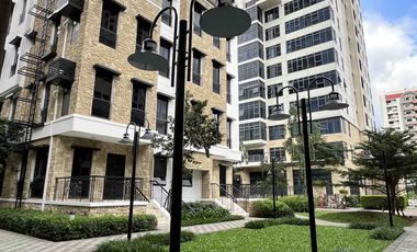 Rush Sale! Rare Find! Interior Designed Corner 3BR The Sandstone at Portico