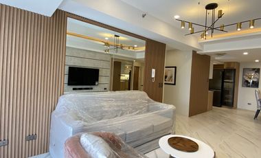 Rush Sale! Rare Find! Interior Designed Corner 3BR The Sandstone at Portico