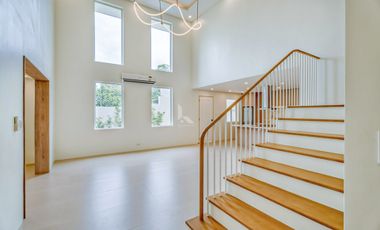 Sophisticated Modern House For Sale in Hillsborough Alabang, Muntinlupa City
