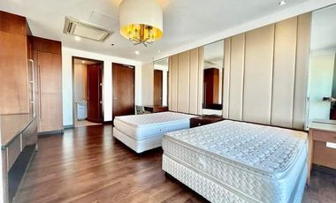 4 br penthouse unit: st. francis shangri-la : 3 level - for sale