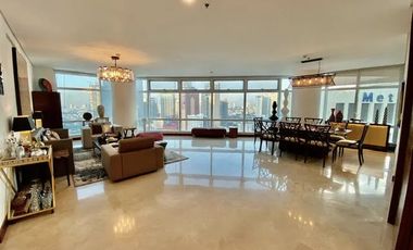 For Sale: Two Roxas Triangle - 3 Bedroom Condo unit at Makati City