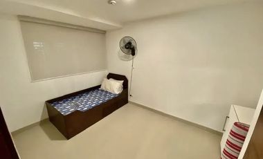 For Sale: Two Roxas Triangle - 3 Bedroom Condo unit at Makati City