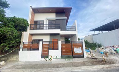 Brand New House for Sale near EVIA Daang Hari and MCX!