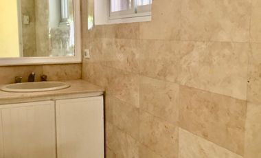 Newly Painted 3 Bedroom House FOR RENT - Green Meadows Village, Pasig