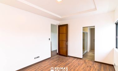 3 Storey House for Rent in Mckinley Hill Village, Taguig