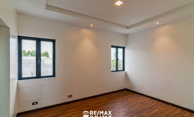 3 Storey House for Rent in Mckinley Hill Village, Taguig