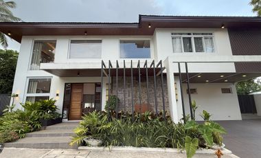 Brandnew House and Lot in Tagaytay for Sale!