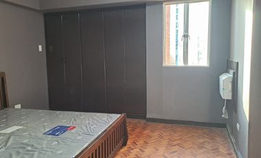 For Rent: 1 Bedroom Penthouse Unit at Torre De Salcedo, Legazpi Village, Makati