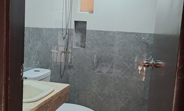 For Rent: 1 Bedroom Penthouse Unit at Torre De Salcedo, Legazpi Village, Makati