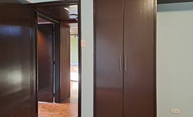 For Rent: 1 Bedroom Penthouse Unit at Torre De Salcedo, Legazpi Village, Makati