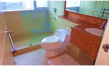 4BR 529 sqm Bi-Level Penthouse in Pacific Plaza BGC For Rent