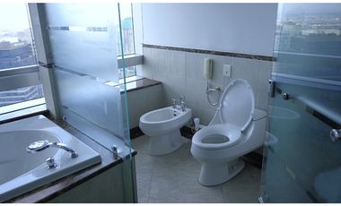 4BR 529 sqm Bi-Level Penthouse in Pacific Plaza BGC For Rent