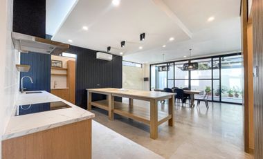 Classy Modern Contemporary House and Lot For Sale in Lindenwood Muntinlupa