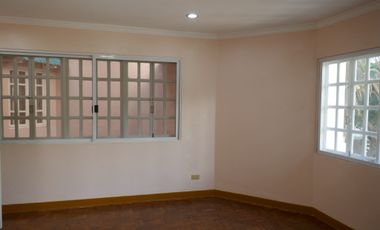 5-bedroom Townhouse for rent in Emerald Estate-Cabancalan-near Ateneo, Mandaue