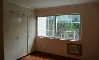 5-bedroom Townhouse for rent in Emerald Estate-Cabancalan-near Ateneo, Mandaue