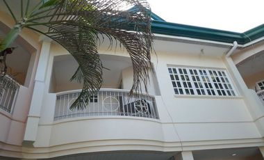 5-bedroom Townhouse for rent in Emerald Estate-Cabancalan-near Ateneo, Mandaue