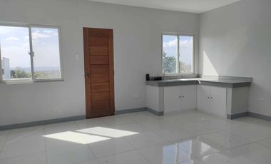 RFO OR PRE SELLING 4BR SOLANA SINGLE ATTACHED FOR SALE IN EASTBOROUGH PHASE 3