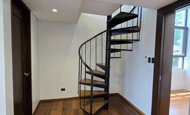 MODERN 2 STOREY HOUSE W/ SWIMMING POOL, ALABANG HILLS VILLAGE