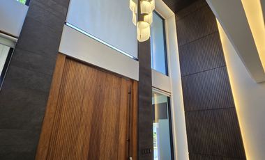 MODERN 2 STOREY HOUSE W/ SWIMMING POOL, ALABANG HILLS VILLAGE