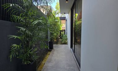 MODERN 2 STOREY HOUSE W/ SWIMMING POOL, ALABANG HILLS VILLAGE