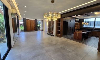 MODERN 2 STOREY HOUSE W/ SWIMMING POOL, ALABANG HILLS VILLAGE