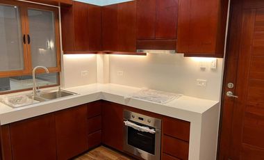 House for Sale at Noveleta Cavite 2 Storey with Parking