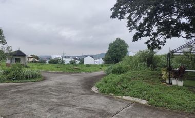 3 BEDROOMS SINGLE ATTACHED HOUSE AND LOT IN EASTRIDGE GOLF VILLAGE PRE SELLING