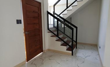 3 BEDROOMS SINGLE ATTACHED HOUSE AND LOT IN EASTRIDGE GOLF VILLAGE PRE SELLING