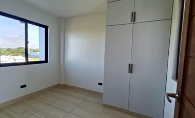 3 BEDROOMS SINGLE ATTACHED HOUSE AND LOT IN EASTRIDGE GOLF VILLAGE PRE SELLING