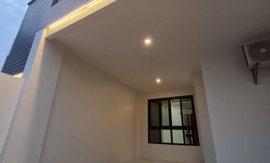 Modern Two-storey Home near Ortigas Extension Cainta Rizal