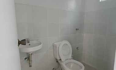 TOWNHOUSE FOR SALE IN SUNFLOWER HOMES EASTRIDGE ANGONO FINISH TURN OVER.