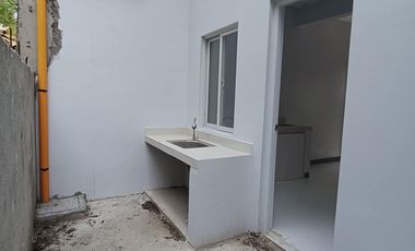 TOWNHOUSE FOR SALE IN SUNFLOWER HOMES EASTRIDGE ANGONO FINISH TURN OVER.