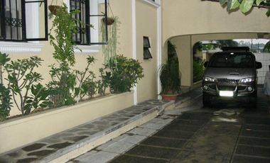 7 Bedroom House FOR RENT - Green Meadows Village, Quezon City