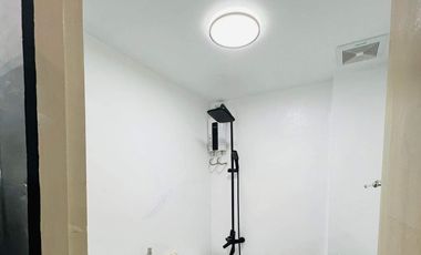 2 Bedroom Townhouse with Bathtub